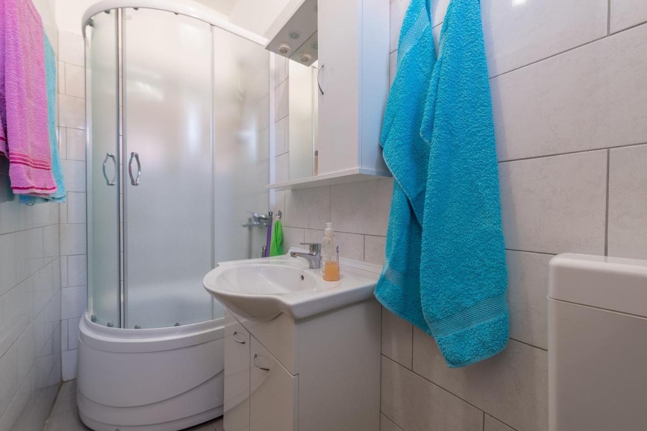 Apartmani Mlinar9 #2 Gornji Karin Eksteriør billede