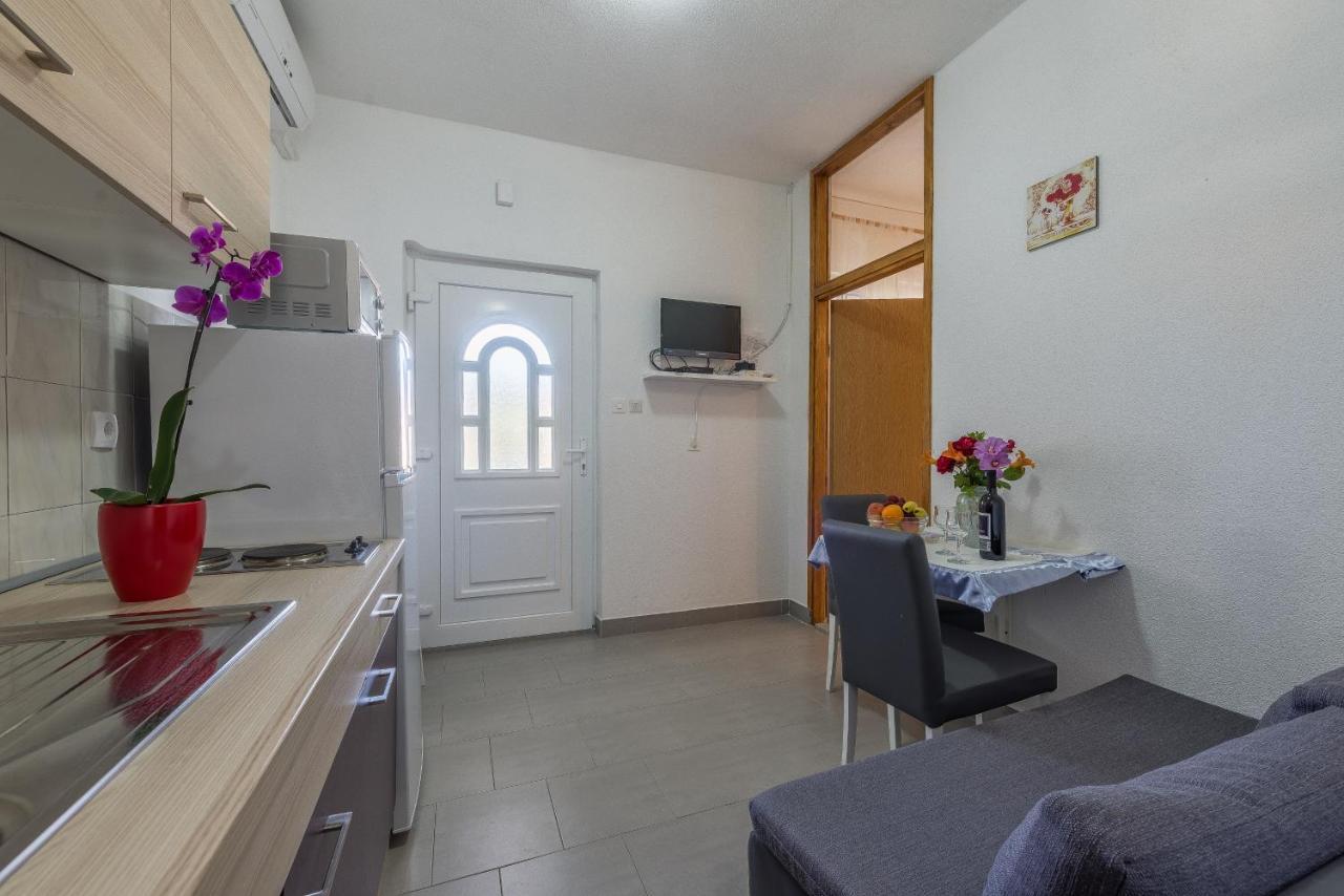 Apartmani Mlinar9 #2 Gornji Karin Eksteriør billede