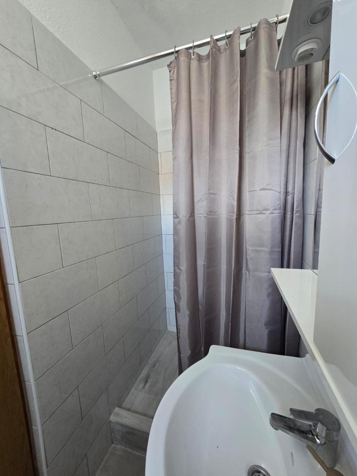 Apartmani Mlinar9 #2 Gornji Karin Eksteriør billede